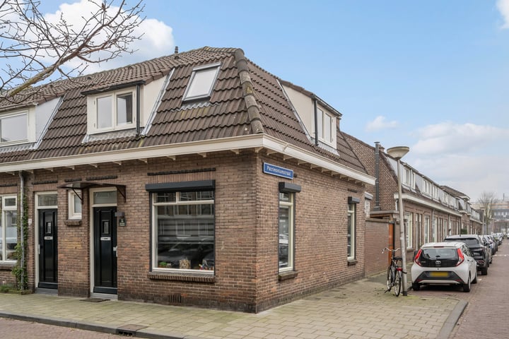 Van Slingelandtstraat 15 in Delft