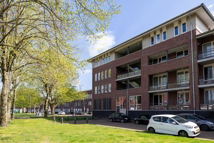 Photo of property van Slingelandtstraat 27C, Breda