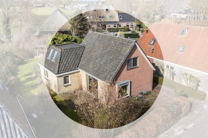 Photo of property Van Sminiaweg 93, Aldtsjerk
