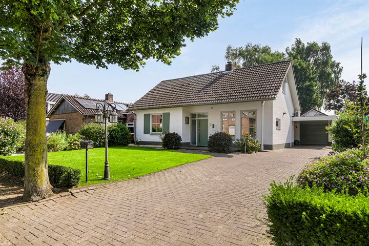 Van Steenhuijsstraat 31 in Oploo