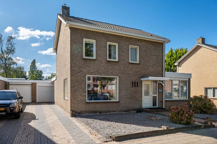 van Stolbergweg 18, Veendam Photo of property van Stolbergweg 18, Veendam