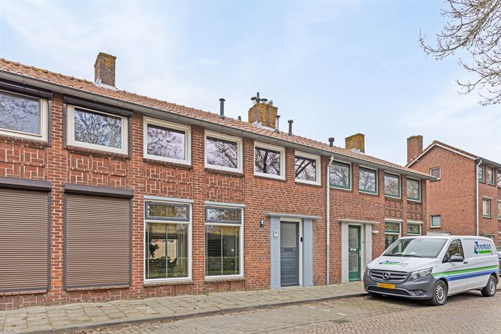 van Strijenstraat 40 in Zevenbergen