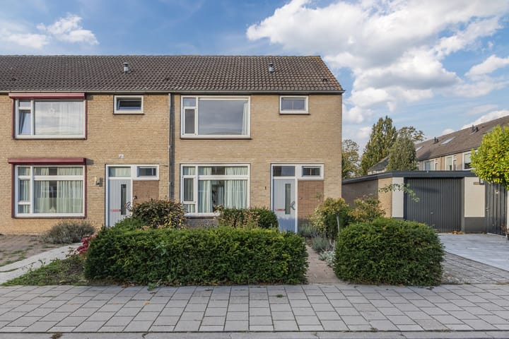 van Swietenstraat 1 in Terneuzen