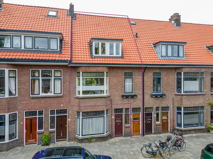 Van 't Hoffstraat 27A in Leiden foto