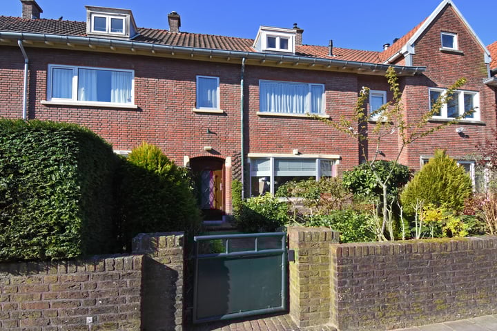 Van Tedingerbrouckstraat 12 in 's-Gravenhage Foto