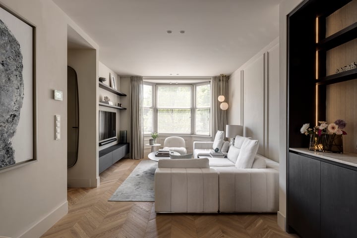 Van Tuyll van Serooskerkenweg 122-1 in Amsterdam