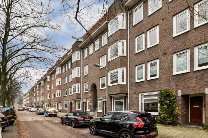 Van Tuyll van Serooskerkenweg 42-1 in Amsterdam