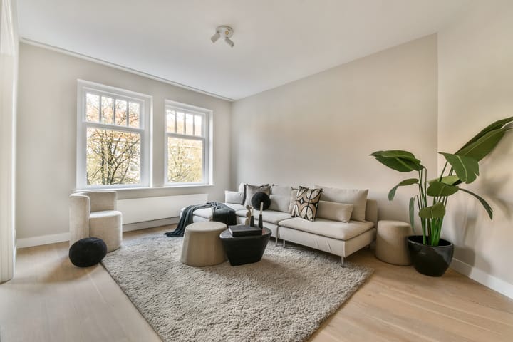 Van Tuyll van Serooskerkenweg 45-2 in Amsterdam