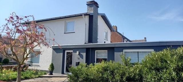 Van Veldekelaan 16 in Geleen