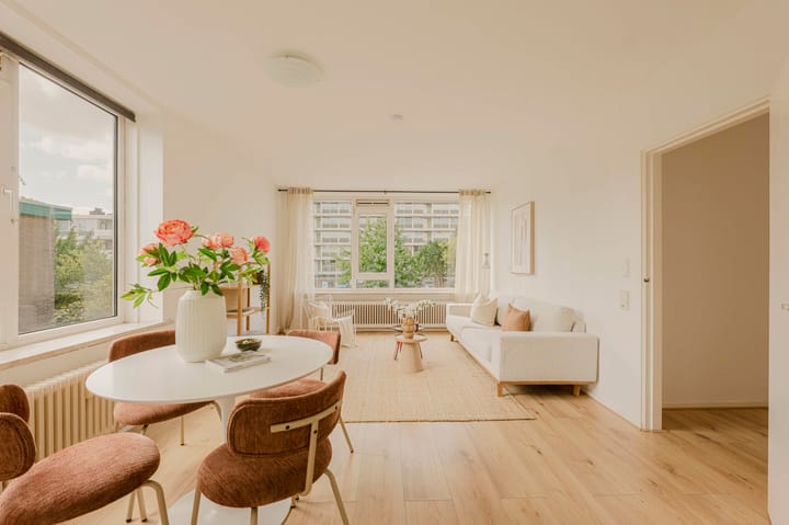 Photo of property Van Vollenhovenlaan 108, Utrecht