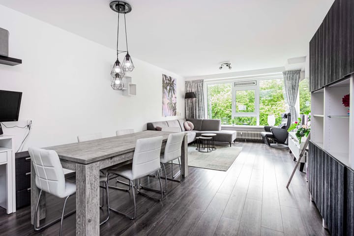 Van Vollenhovenlaan 301 in Utrecht foto