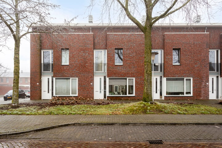 van Vollenhovenstraat 33 in Eindhoven