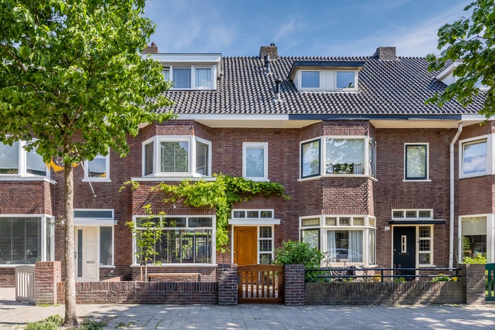 Photo of property van Voorst tot Voorststraat 34, Breda