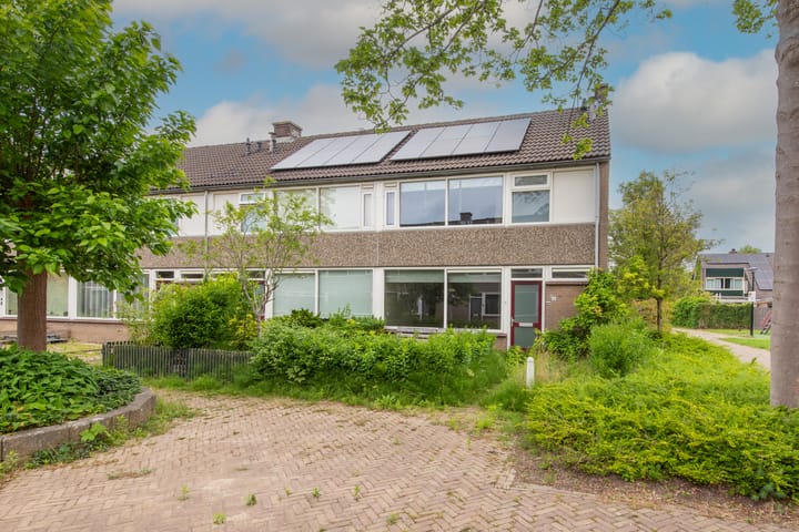 van Vosbergenlaan 12 in Heerhugowaard Foto