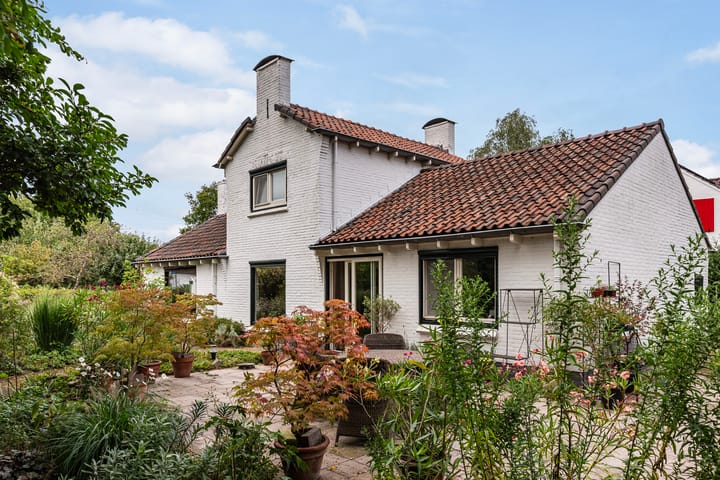 Foto de la vivienda van Wassenaerlaan 1, Almen