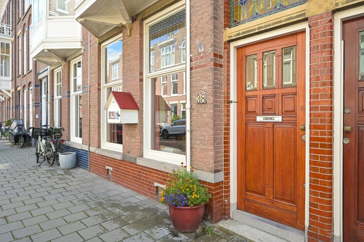 Van Weede van Dijkveldstraat 38 in 's-Gravenhage