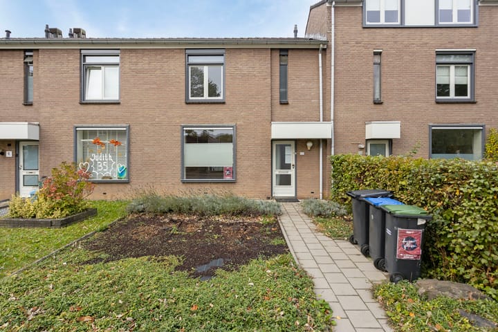 Van Weerden Poelmanstraat 224 in Heerlen