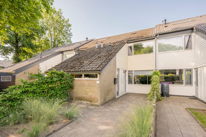 Van Zuijlenstraat 77 in Nijkerk