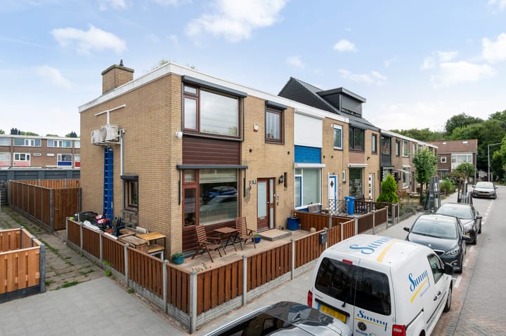 Van Zyll de Jongstraat 86 in Pernis Rotterdam