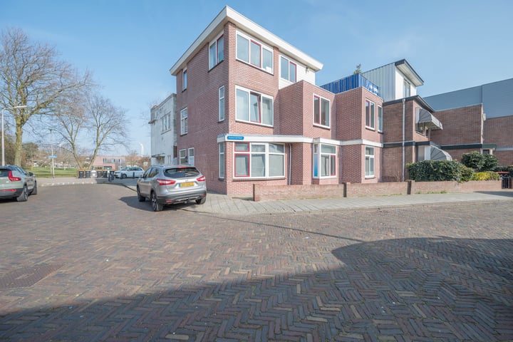 Vareniusstraat 3 in IJmuiden