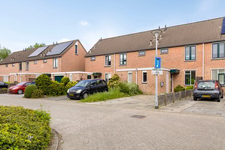Varenkampen 6 in Assen Foto