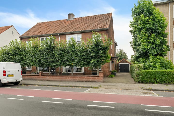 Photo of property Varviksingel 171, Enschede