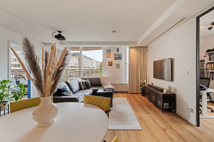 Vasteland 125 in Rotterdam photo