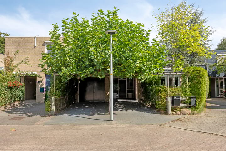Vechtlaan 108 in Hengelo Foto