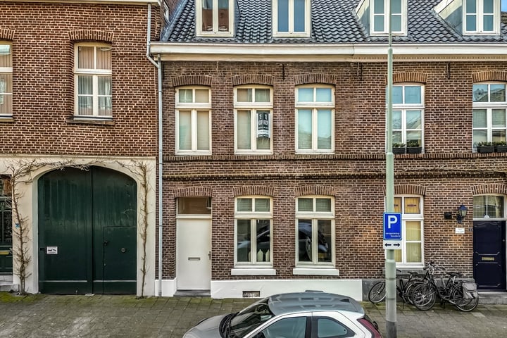 Veeladingstraat 10 in Roermond