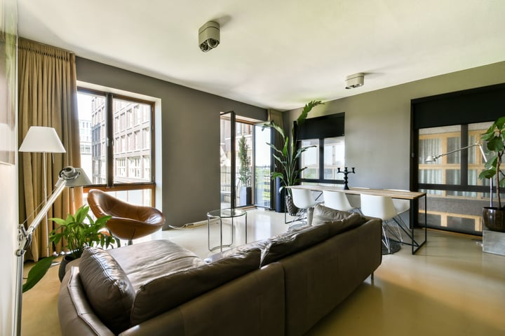 Photo of property Veembroederhof 128, Amsterdam
