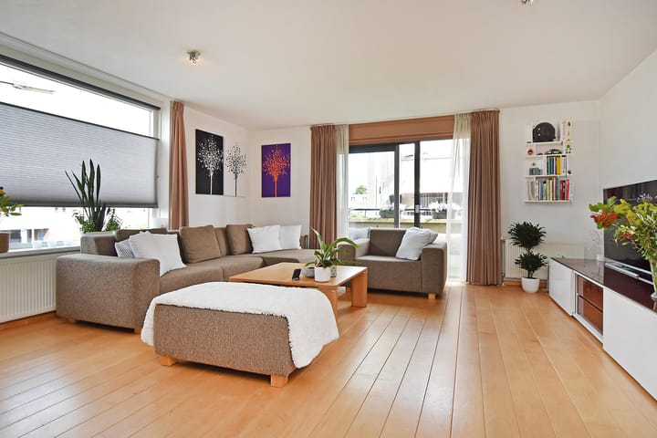 Photo of property Veenakker 24, Nootdorp