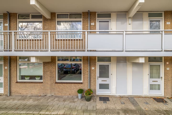 Veenburg 17 in Sassenheim