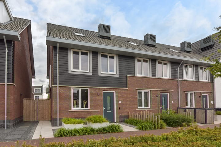 Veendijk 30 in Wilnis