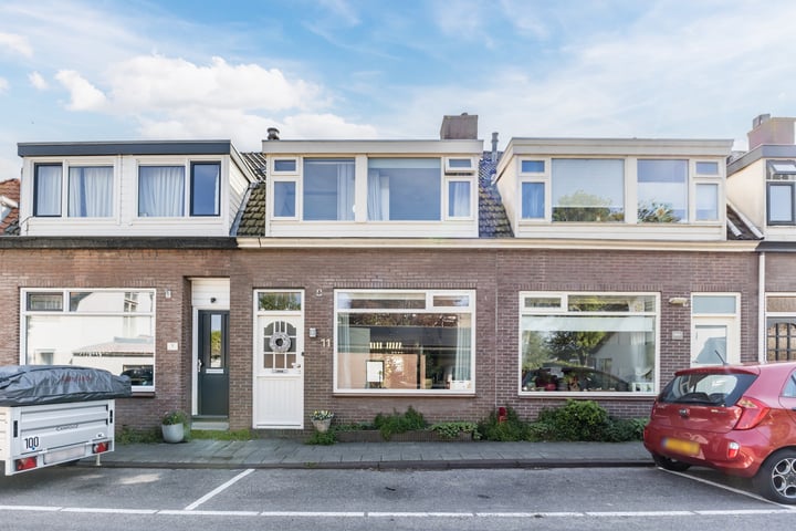 Photo of property Veenenburgerlaan 11, Hillegom