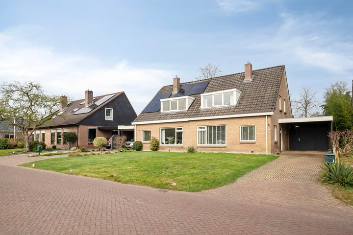 Photo of property Veenkampen 4, Vries