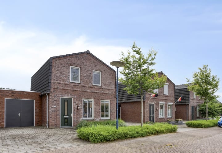 Veenpluis 28 in Boekel