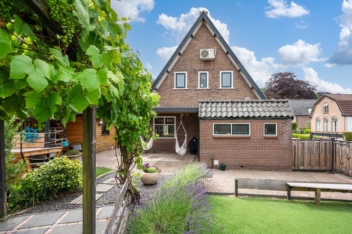 Photo of property Veenweg 7, Apeldoorn