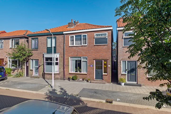 Photo of property Veeringstraat 41, Zaandam