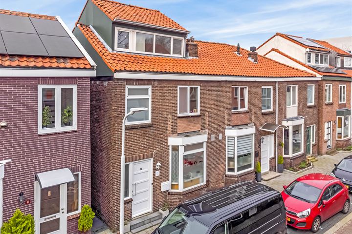 Veeringstraat 53 in Zaandam