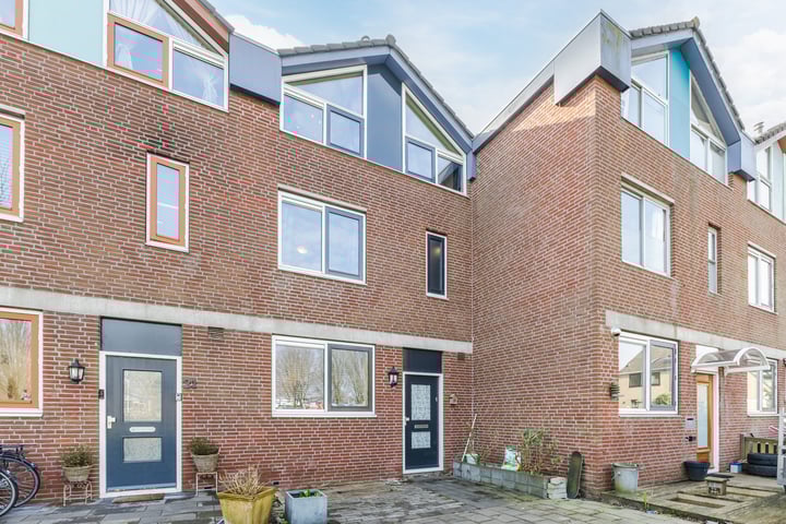 Photo of property Veersemeer 20, Zaandam