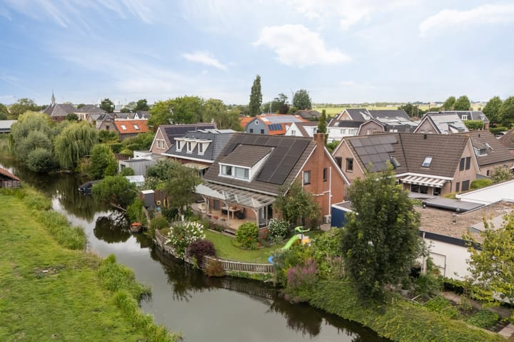 Veerstraat 7 in Oude Wetering