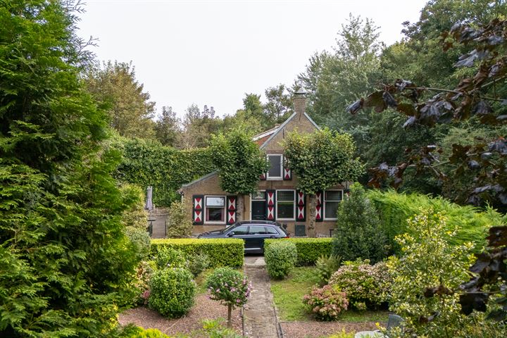 Veerweg 4 in Rhoon foto