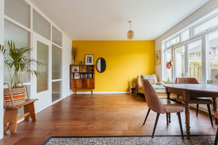 Veeteeltstraat 12A in Amsterdam foto