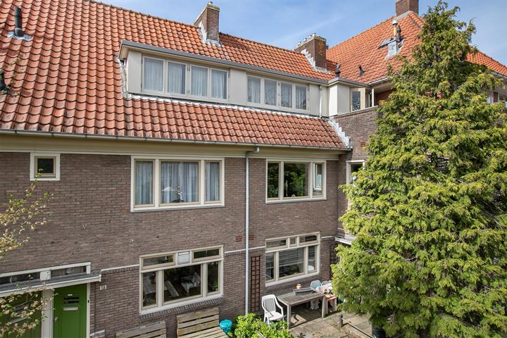 Veeteeltstraat 8B in Amsterdam