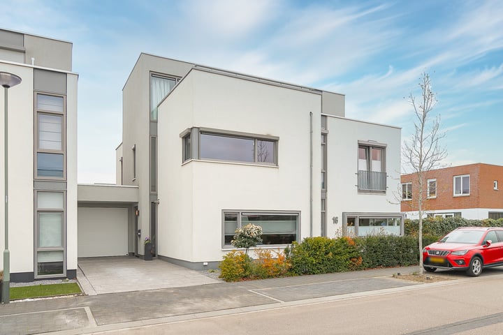 Veldbloem 18 in Eijsden Foto
