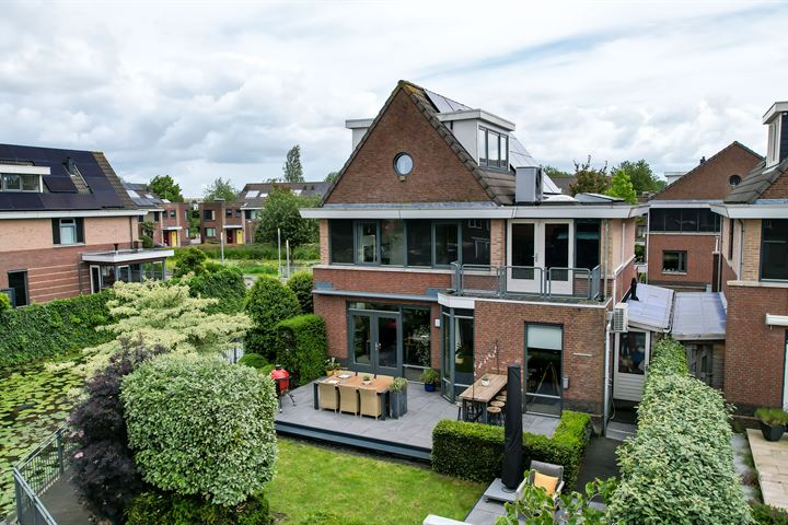 Veldewater 34 in Nieuwerkerk aan den IJssel