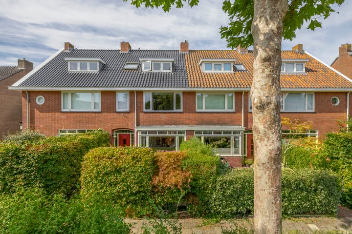 Veldhorststraat 12 in Lisse