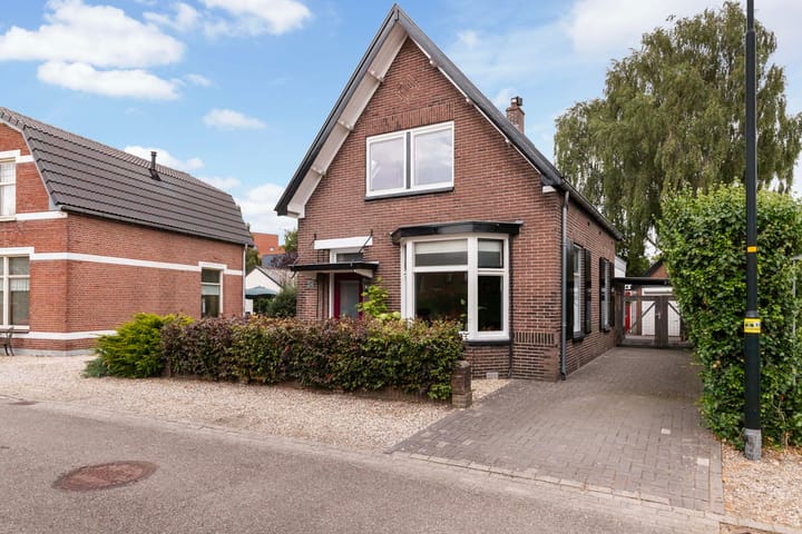 Veldhuisstraat 24 in Apeldoorn Foto
