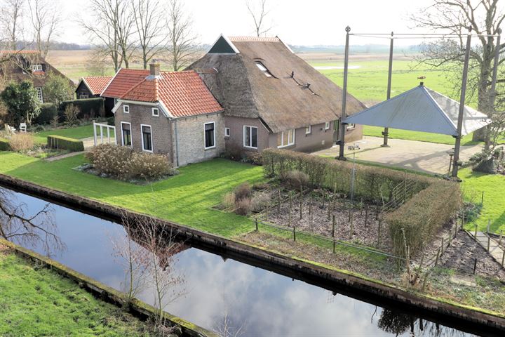 Veldhuisweg 14 in Nederland