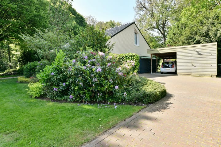 Photo of property Veldkampen 6, Oosterhesselen